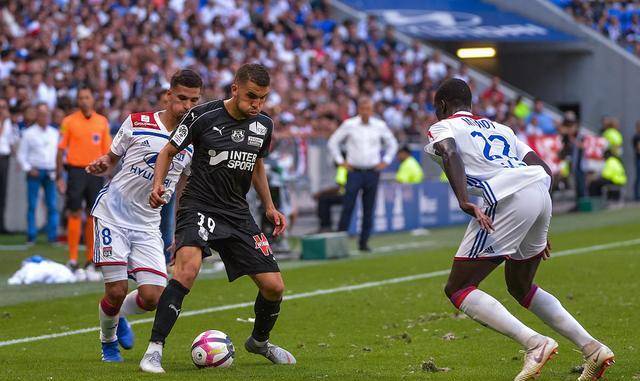 官网入口-关于亚眠客场取胜，继续保持领先优势的信息