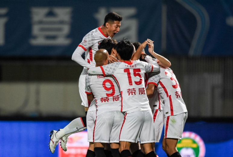 官网入口-上海海港全取三分，打破上港客场不胜魔咒