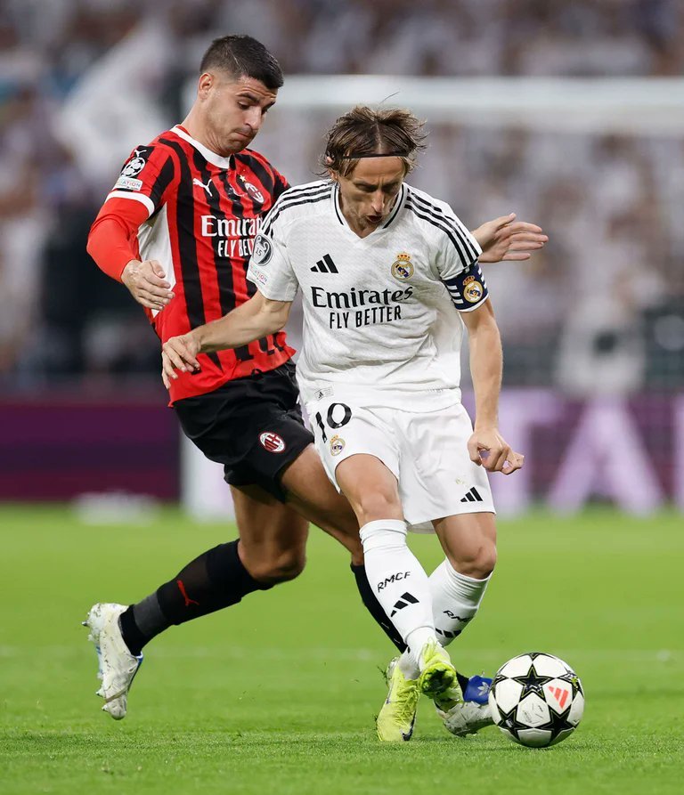 苹果手机-AC米兰主场失利，欧战前景愈发渺茫(ac米兰失败引援)